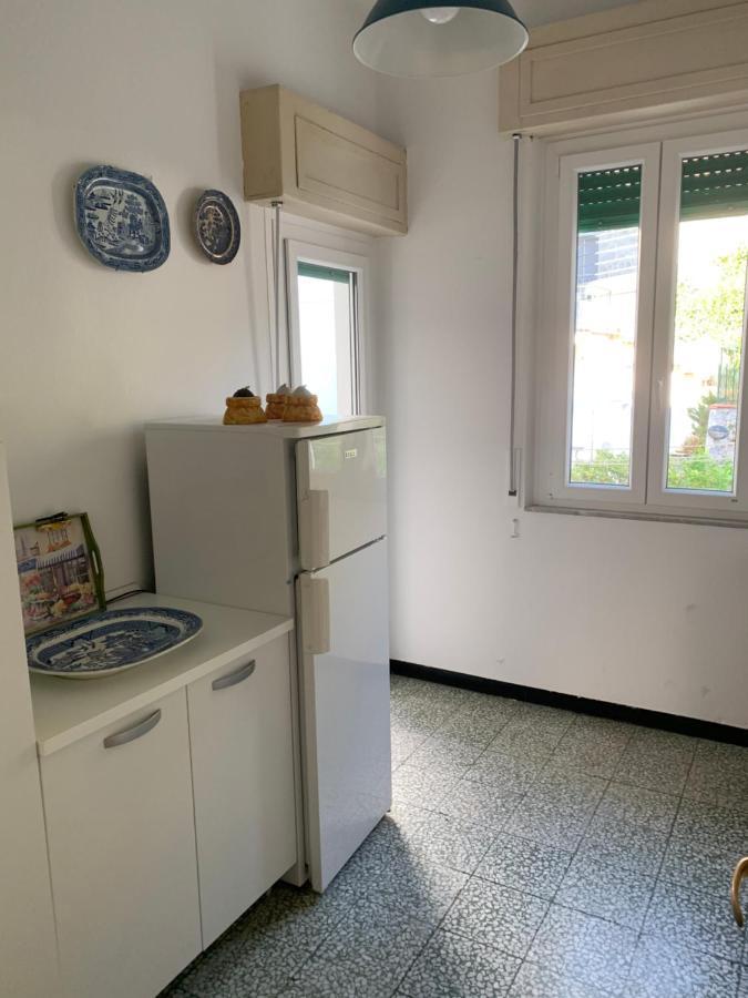 Casa Bianca 6 - Confortevole In Centro A Монелья Екстер'єр фото