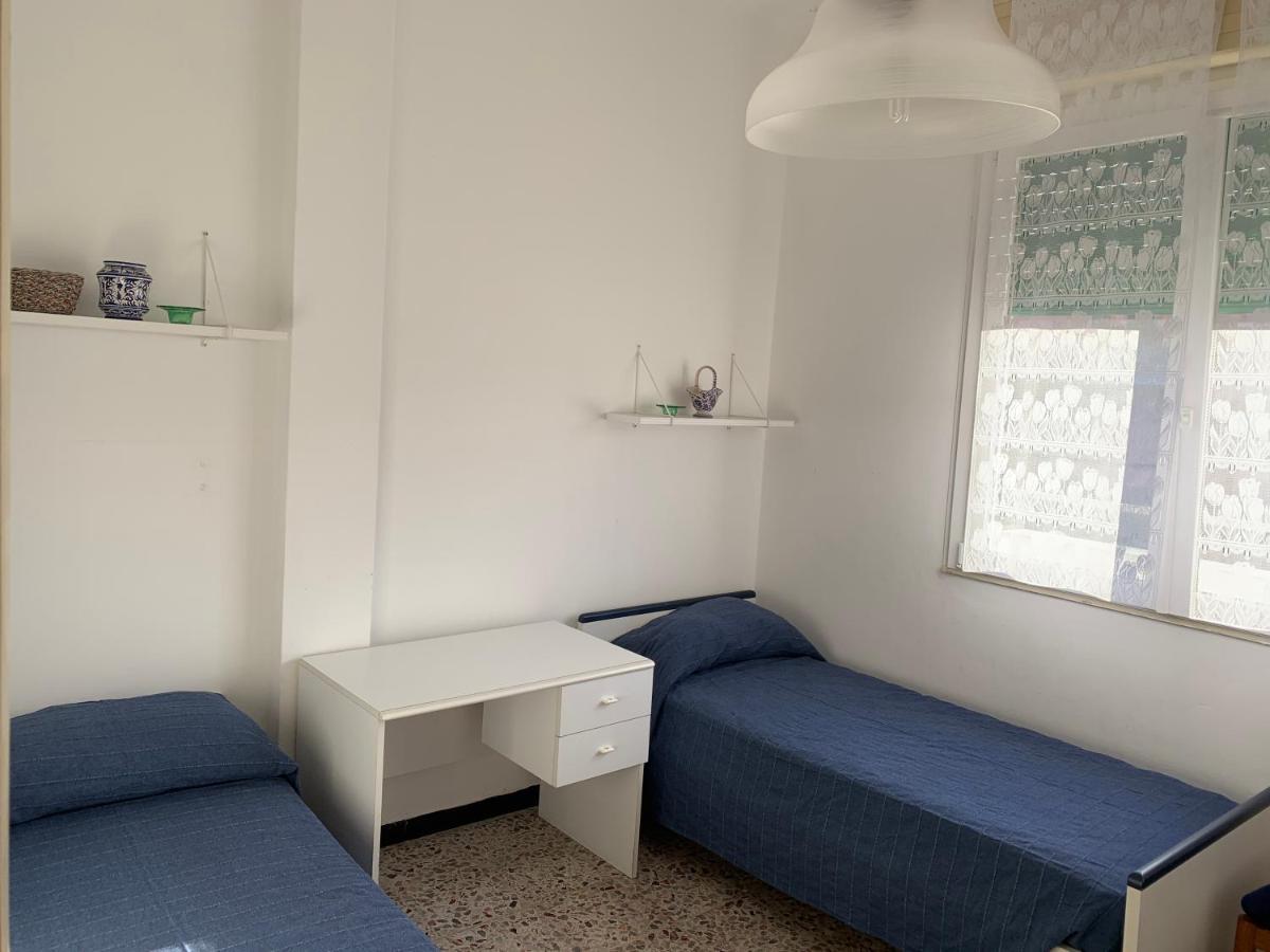 Casa Bianca 6 - Confortevole In Centro A Монелья Екстер'єр фото
